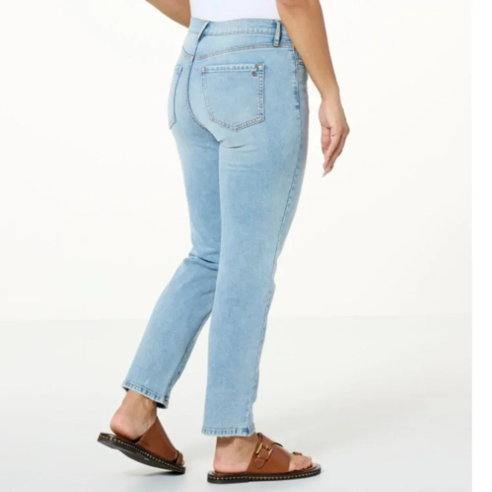 Jessica Simpson High Rise Slim Straight Lived-In Vintage Jeans Sz 30 NWT - Picture 3 of 9